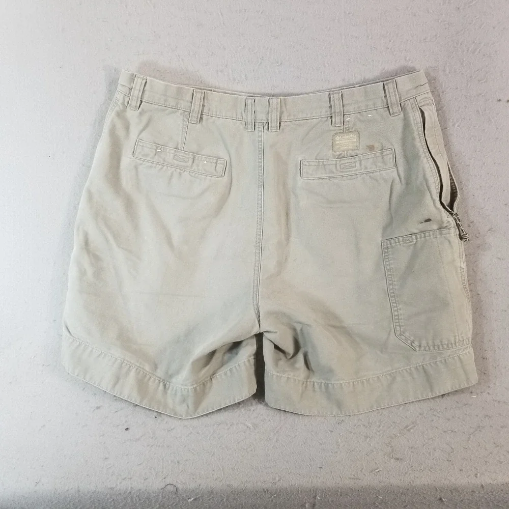 Columbia shorts‎ men's 38 x 7 khaki green cotton outdoor hiking Marine flawed